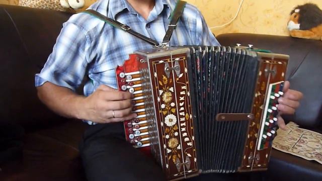 Играет Александр,из Хотынца смотреть онлайн