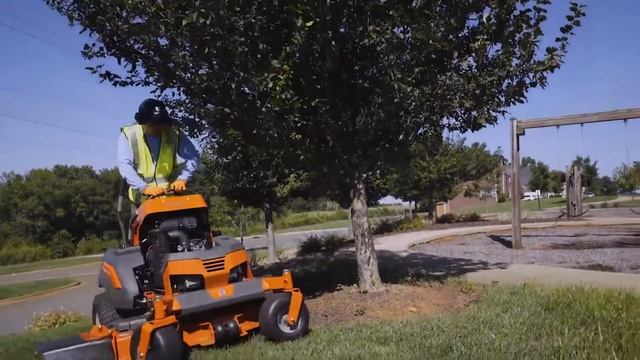 Alberta Forest & Garden - Husqvarna V500 series Stand-On Lawn Mower смотреть онлайн