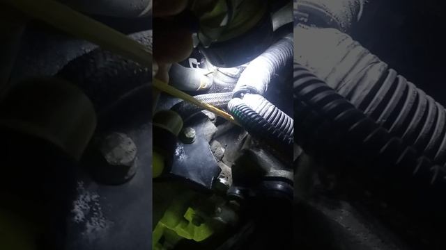 Renault Duster Очистка номера двигателя часть 2 смотреть онлайн