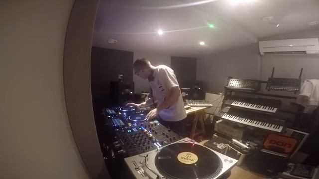 Melé Manor Rhythms Vol 2 смотреть онлайн