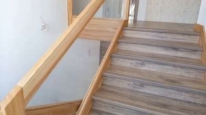 Отделка лестницы ламинатом (паркетной доской). Laminate on stairs.