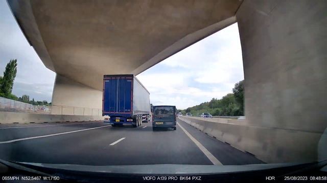 VIOFO A139 Front Camera Quality 4K - Van Man on the motorway смотреть онлайн