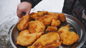 Курица по-корейски в кляре с двойной обжаркой в казане на костре.