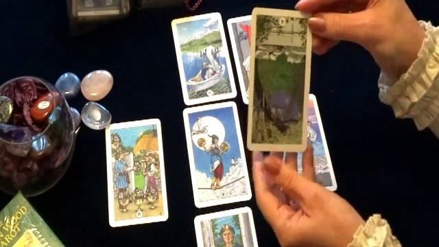 Расклад Таро "Записи с небес" смотреть онлайн