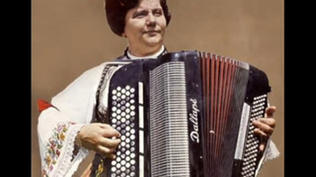Radojka Zivkovic - Kolo iz Sumadije смотреть онлайн