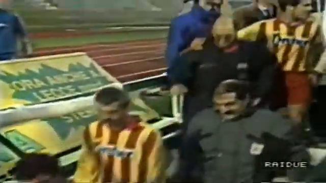 Serie A 1990-1991, day 12 Lecce - Cagliari 2-0 (R.Marino, Virdis) смотреть онлайн