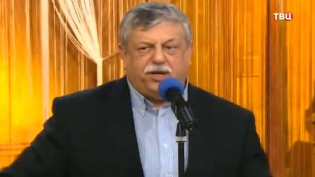 Михаил Борисов читает стихотворение, автор Александр Белов. "Баллада о конспектах" смотреть онлайн