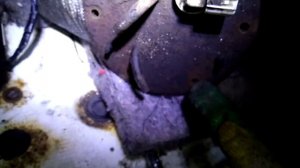 Mitsubishi Space Runner 1998 года - Не заводится - Замена топливного насоса