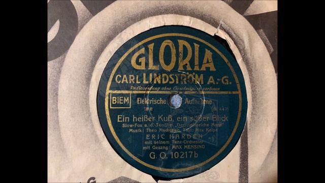 EIN HEIßER KUSS, EIN SÜßER BLICK - ERIC HARDEN MIT MAX MENSING смотреть онлайн