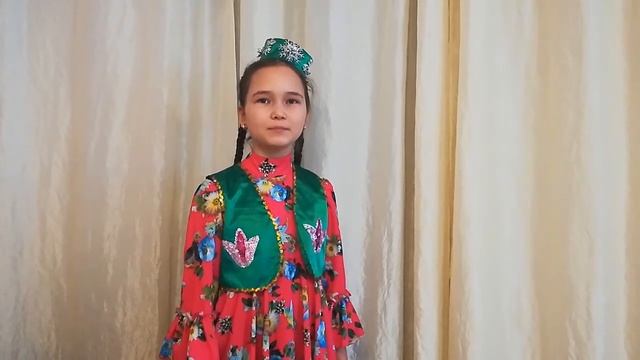 Стихотворение Габдуллы Тукая «Родной язык» читает Рината Мурзагалиева. смотреть онлайн