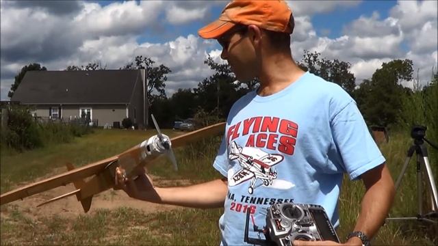 Compilation of 100+ mph Foamboard Speed Planes and Hotliners! смотреть онлайн