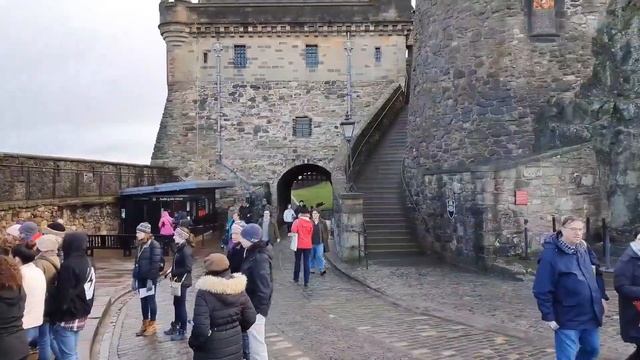 Эдинбургский Замок. Поездка в Эдинбург . Серия 4 смотреть онлайн