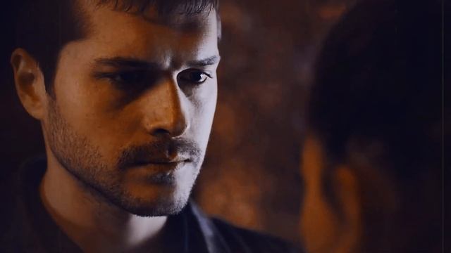 • Yağmur & Akgün | Танцы на стеклах [SonYaz] смотреть онлайн