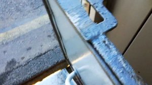 Как открыть дверь в вагоне