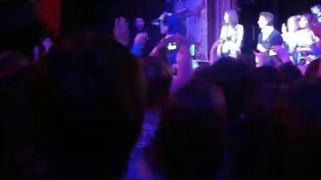 Noize MC-ТАНЦЫ!!!!(Иркутск, 7 ноября 2012).AVI смотреть онлайн