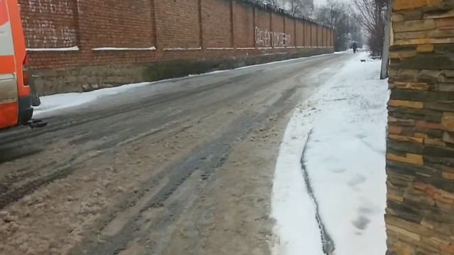 Тирасполь 2019 перекресток Кутузова и Краснодонской: без тротуаров, стока, уборки смотреть онлайн