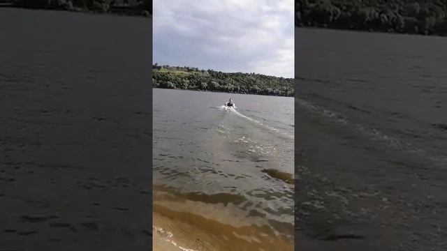 Покатушки по р. Ока на новом комплекте( тарпон 9.9 и аква 3400) смотреть онлайн