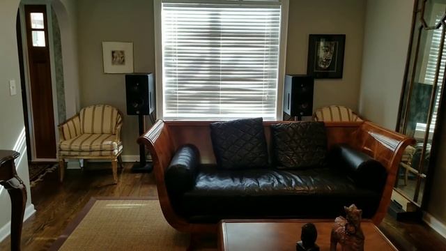 Dutch  & Dutch 8C Active Monitor And Metrum Acoustics Ambre Roon Bridge