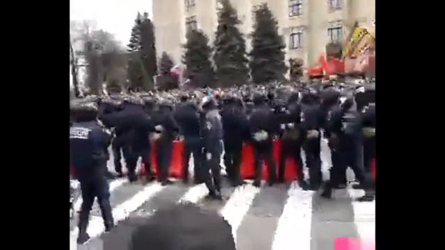 Украина. Никополь. Здесь даже солнца не видно. смотреть онлайн