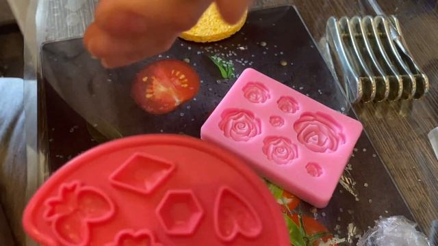 Пуговицы из полимерной глины. How to make buttons from polymer clay☺️? смотреть онлайн