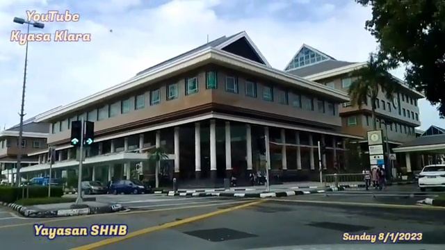 Walk around Bandar Seri Begawan on Sunday Bandarku Ceria & Jln. Mc Arthur 8/1/2023 смотреть онлайн