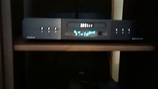 Unison Research Unico
@ Roksan Caspian M2 @ Tannoy Revolution xt8f