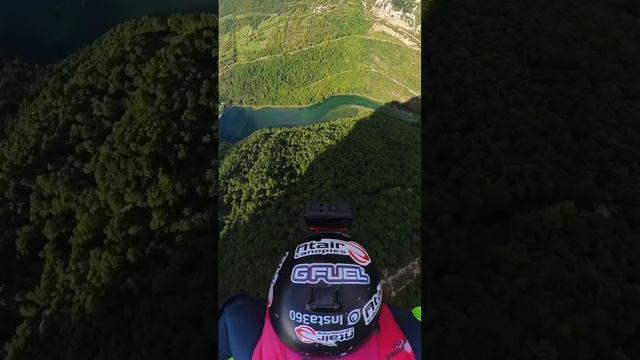 Прыгаем с парашютом с горы смотреть онлайн