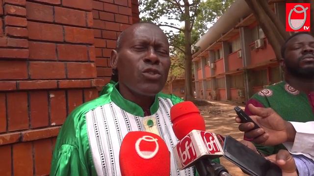 Burkina : Sidi Barry soutient sa thèse de doctorat en sociologie смотреть онлайн