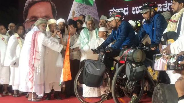 Flag Up to Hajj pilgrimage Janab Mohammed Saleem And Rizwan Ahmed Khan, both are going to Hajj - 2 смотреть онлайн