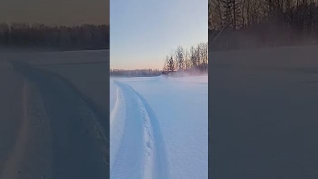 катаем на снегоходе,BRP Scandik wt 550. смотреть онлайн