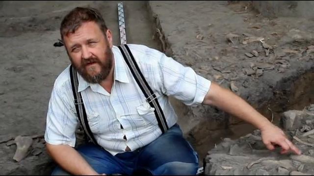 О чем может рассказать уличная мостовая средневекового Азака? смотреть онлайн