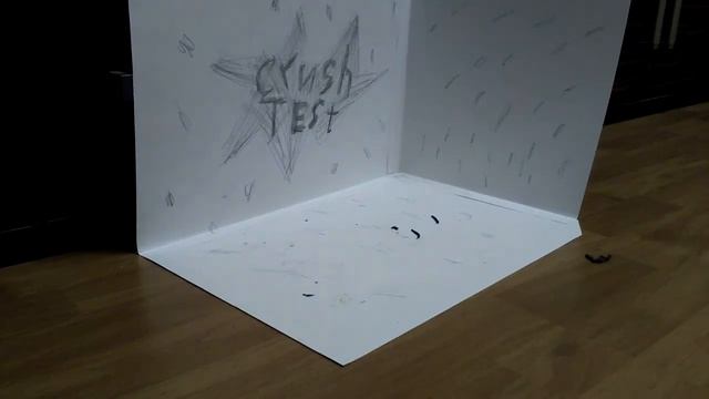 Автомобиль с прицепом и мотоциклом в кузове (краш-тест).