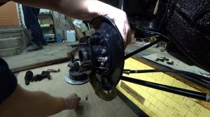 Сборка колодок стояночного тормоза (ножника, ручника) - Toyota Camry 50 2.5 2AR-FE АТ.