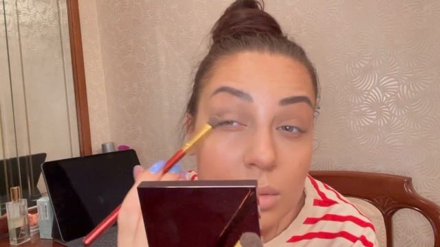 Tom Ford, Sensai, Dior, Givenshy, Chanel… и многое другое из люкса , а также не люксовая косметика. смотреть онлайн