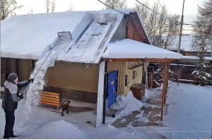 Снегорезный -снегосброс.