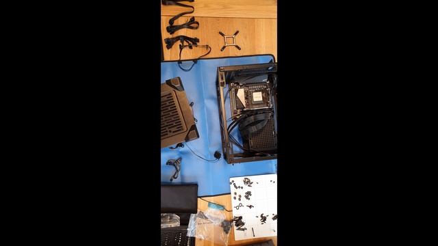 Building Mini ITX NR200P Gaming смотреть онлайн
