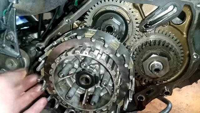 Yamaha Xt600 - установка дисков сцепления. смотреть онлайн
