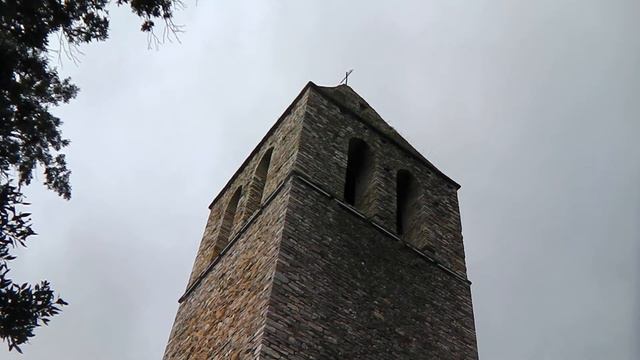 Cloches de l'église Saint-Laurent d'Olargues смотреть онлайн