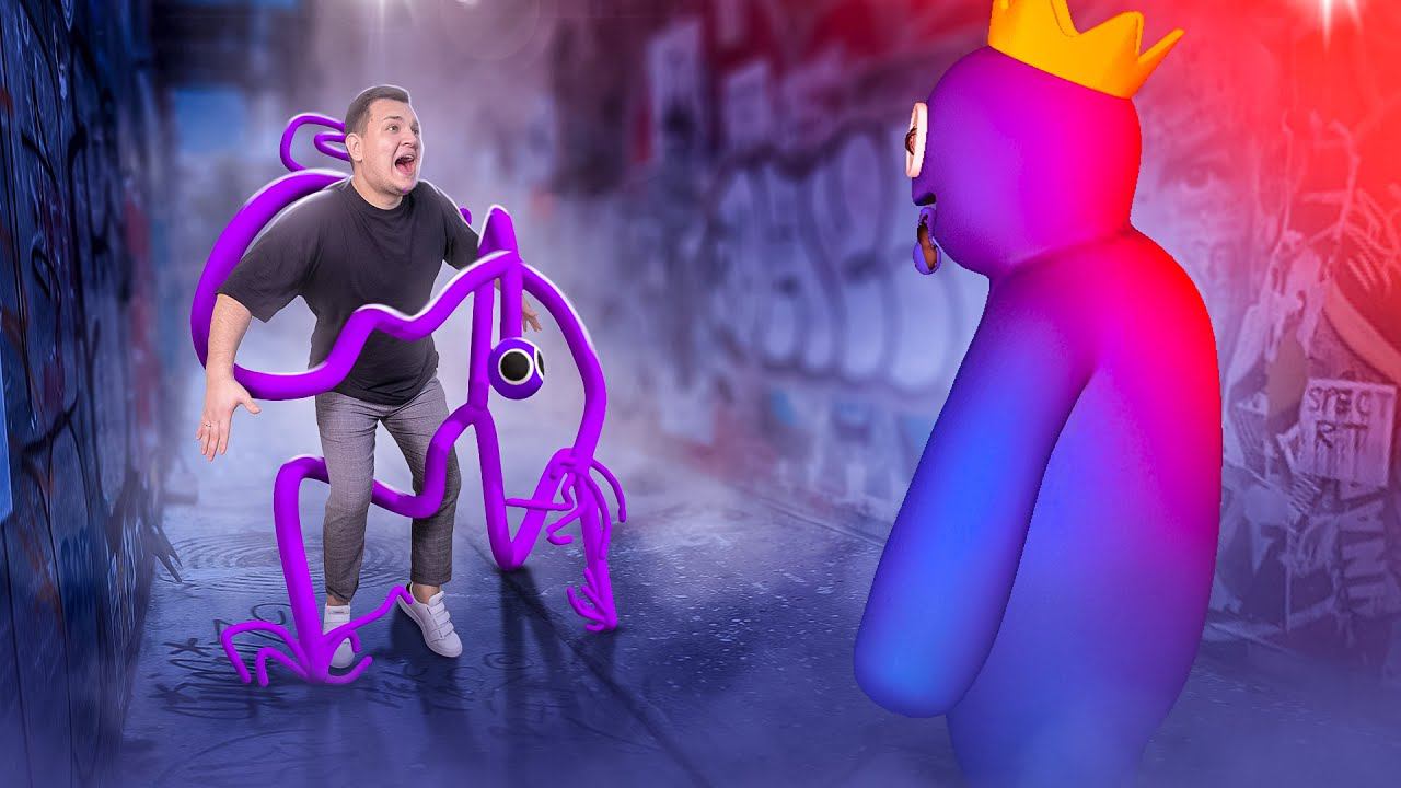 СИНИЙ Охотится На Меня с Фиолетовым! Радужные друзья роблокс смотреть онлайн