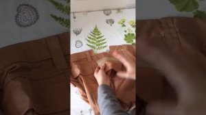 Когда брюки малы в талии. Переделка брюк. Вставляем клин.