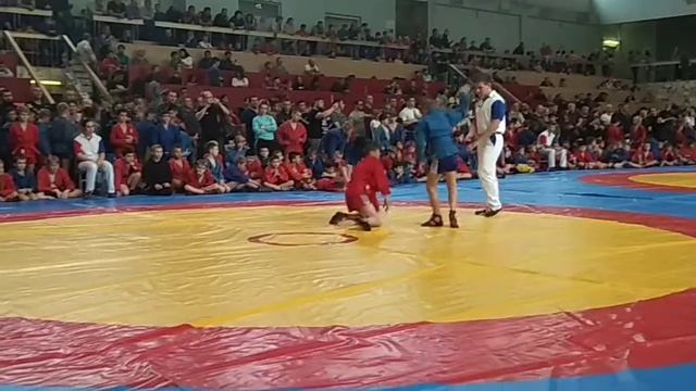 "Легенды самбо" до 30 кг 1 схватка смотреть онлайн
