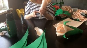 Ростовые цветы. Нераскрывшийся бутон розы из изолона.