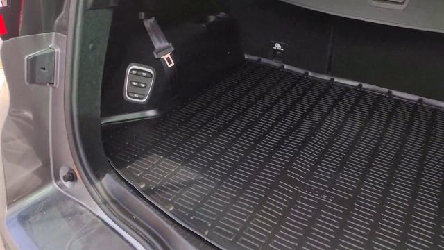Коврик в багажник Renault Grand Scenic 4 2016- (большой, со сложенным 3 рядом) смотреть онлайн