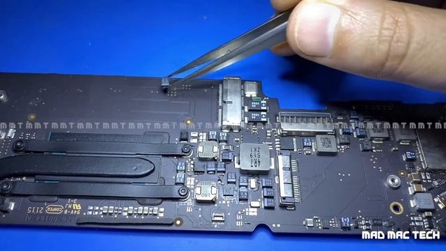 A1465 2011/12 11" MacBook Air Dead Logicboard Repair || Mad Mac Tech смотреть онлайн