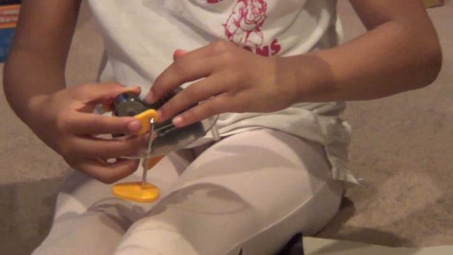 Amina Demonstrates Robotics Duck Project смотреть онлайн