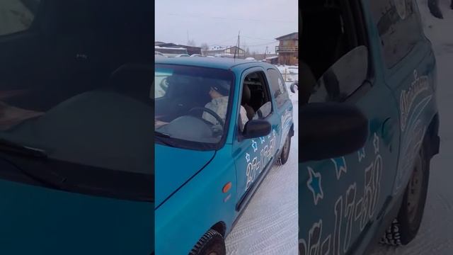 Как сделать параллельную парковку задним ходом ? смотреть онлайн