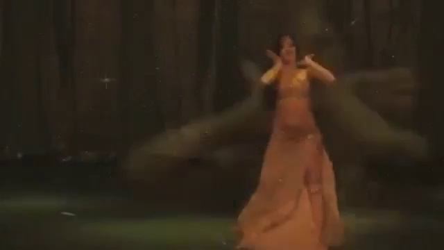 ЧАРУЮЩИЕ ВОСТОЧНЫЕ ТАНЦЫ смотреть онлайн