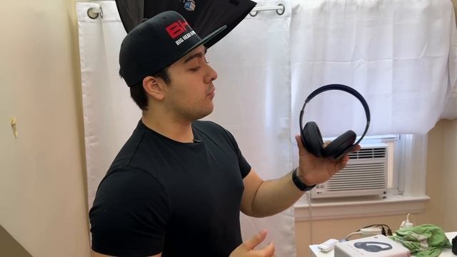 Beats Studio Pro Unboxing And First Impressions смотреть онлайн