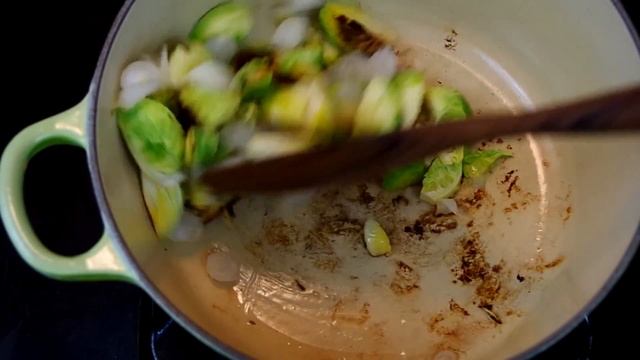 Kimchi Vegetable Soup Demo - How to Make Soup with Kimchi, As Vegan or Vegetarian as You Like смотреть онлайн