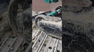 что делать если слетела гусеница как её обратно на место поставить и натянуть